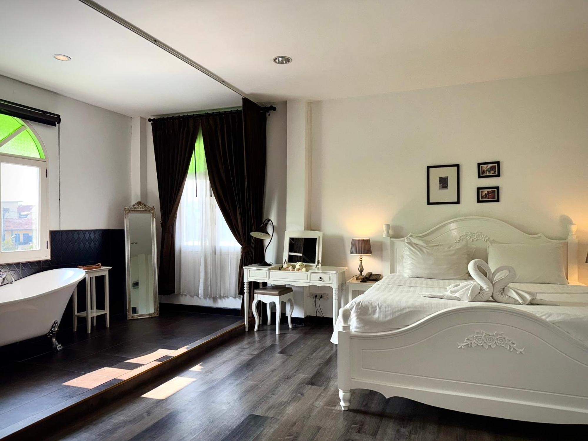 Nidhra Lanna Hotel Chiang Mai Dış mekan fotoğraf