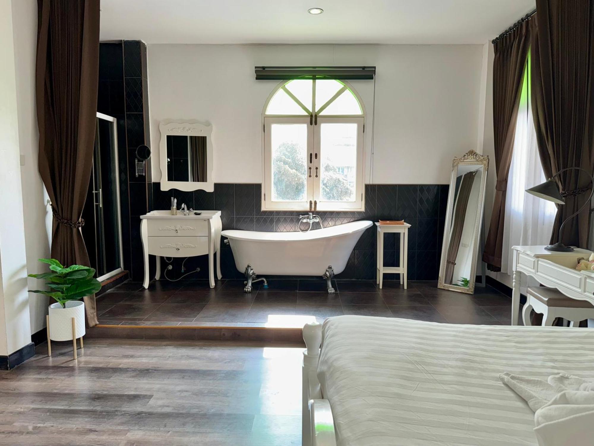 Nidhra Lanna Hotel Chiang Mai Dış mekan fotoğraf